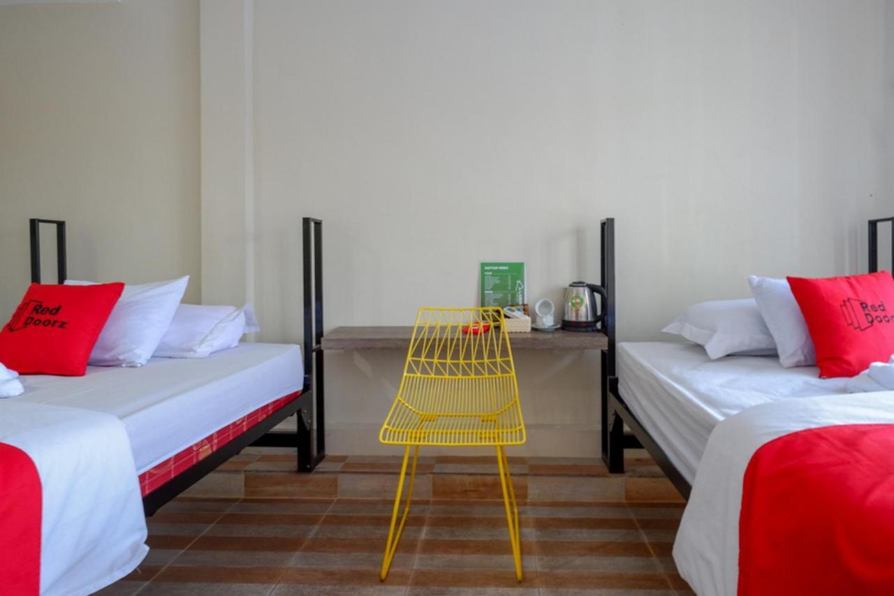 Hotel Reddoorz Syariah At Jalan Jenderal Sudirman Palopo Exteriér fotografie